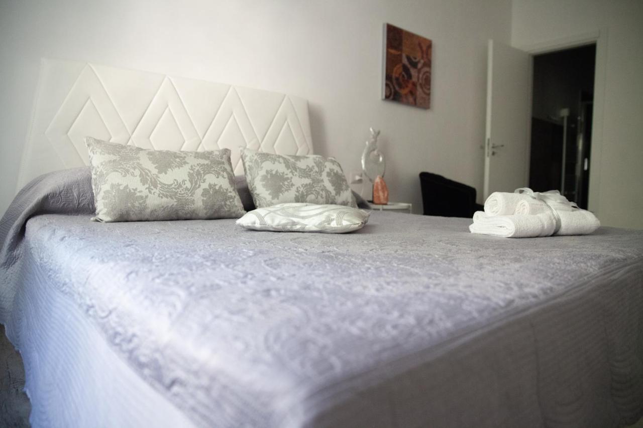 Aleandre Bed & Breakfast Foggia Exterior photo